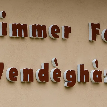 Guest house Zimmer Feri Vendeghaz *