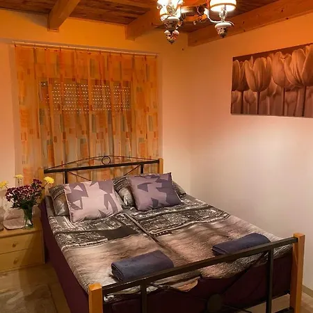 Zimmer Feri Vendeghaz Pensjonat *