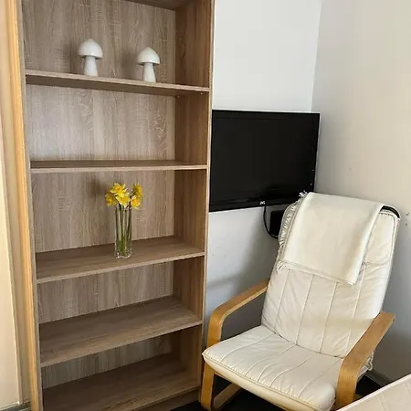 Zimmer Feri Vendeghaz Guest house *